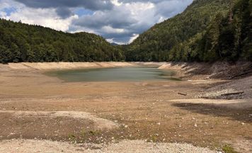 Platzverbot am Nussensee: Explosives Material freigelegt