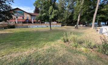 Mehr Platz für Hunde im Schörflinger Erholungsareal am Attersee
