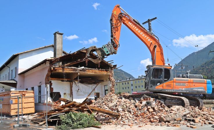 Bahnhofsgebäude Ebensee wird abgerissen (Foto: Tom Leitner)