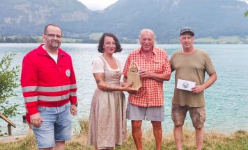 71-Jähriger rettet Badegast am Wolfgangsee vor dem Ertrinken