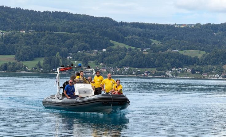Wasserrettung soll nun bei Bergung mithelfen (Foto: Tom Leitner)