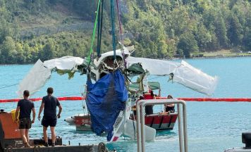 Obduktion nach Flugzeugabsturz im Attersee klärt Todesursache