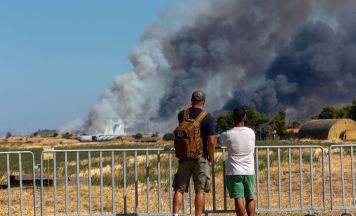 Kampfjet stürzt bei Flugshow nahe Athen ab – zwei Piloten tot