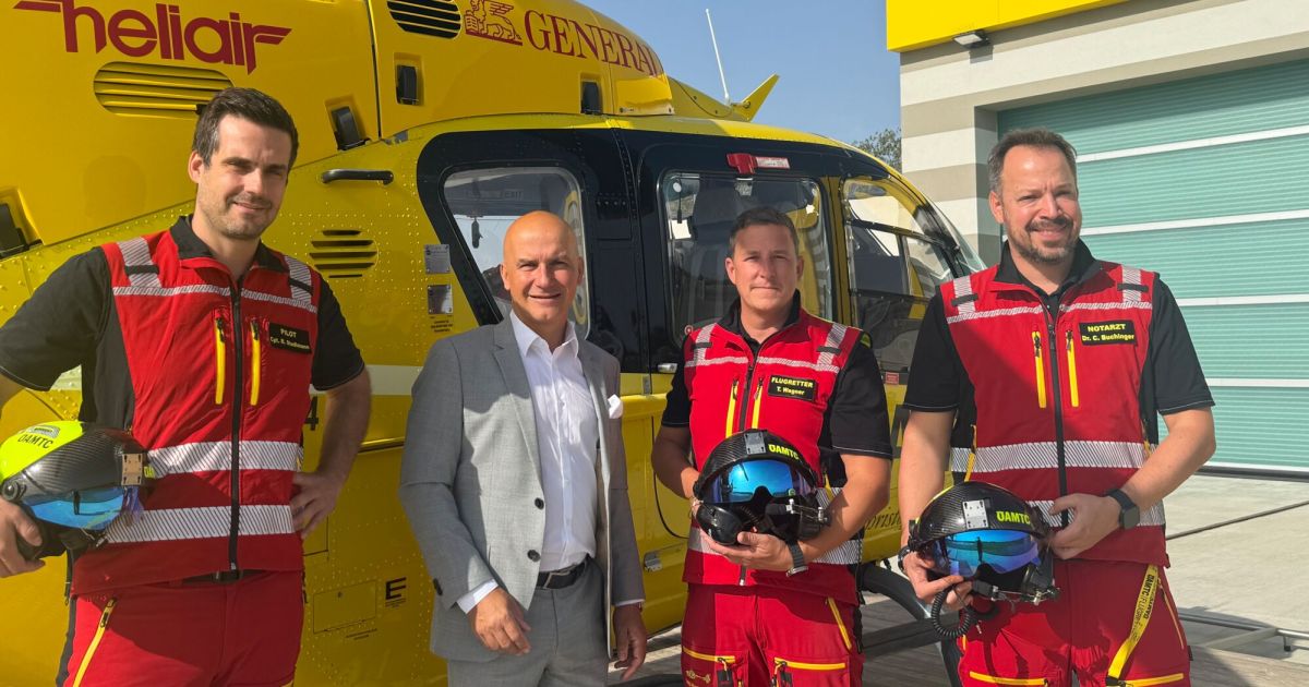 Christophorus 18 receives new special helmets for delicate missions