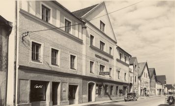 Attergauhof feiert stolzes Jubiläum: 60 Jahre Gastlichkeit mit Geschichte