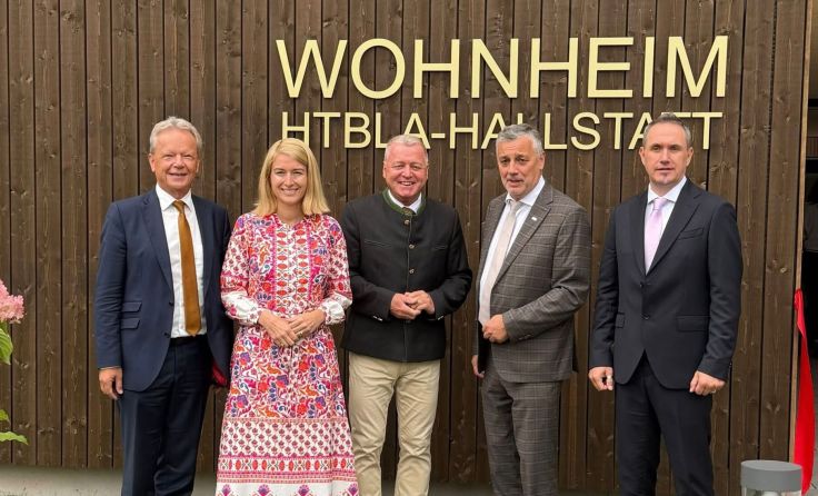 Verantwortliche bei derEröffnung in Hallstatt (Foto: Alexander Scheutz)