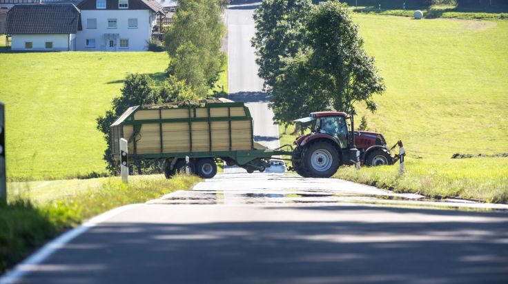 Erntezeit auf Österreichs Straßen: Diese Gefahr wird oft unterschätzt