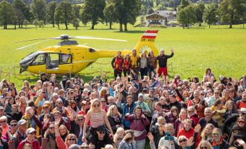 Die Bergretter hautnah: 400 Fans treffen ihre TV-Lieblinge