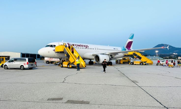Eurowings-Airbus am Flughafen Salzburg (Foto: Tom Leitner)