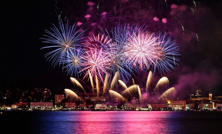 Legendäres Klangfeuerwerk beim Gmundner Lichterfest (Foto: Wolfgang Spitzbart)