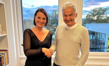 Drei Jahre in Seewalchen: Ordination von Alexandra Angerer feiert Jubiläum