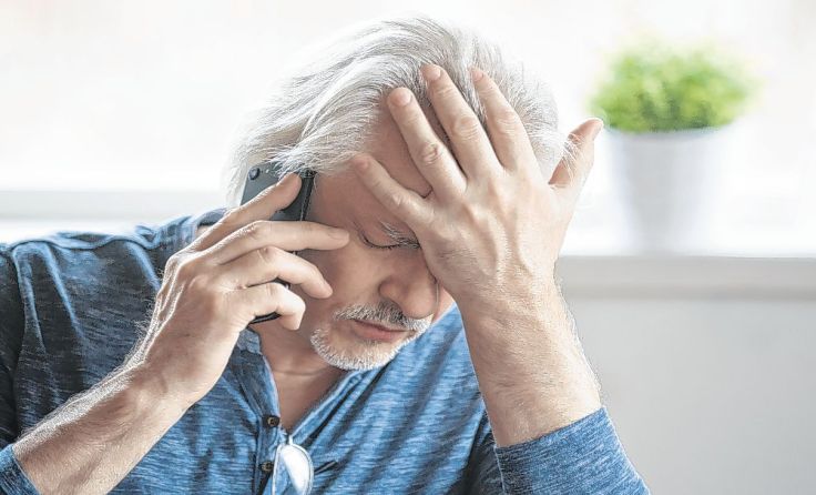 In schweren Zeiten ist es wichtig, sich helfen zu lassen. Foto: fizkes/shutterstock.com