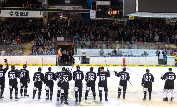 Die Black Wings siegten vor heimischem Publikum. Foto: Black Wings/Eisenbauer