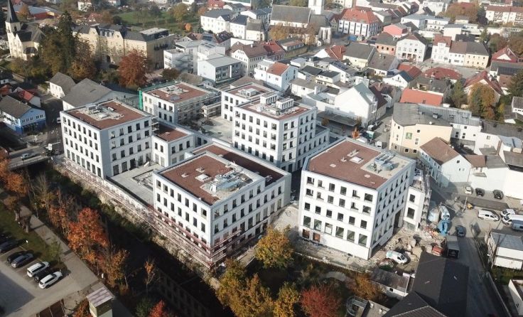 Einen bunten Mix aus Handel, Gastro, Wohnen und Büros bietet das One. Foto: Riepl Immobilien 