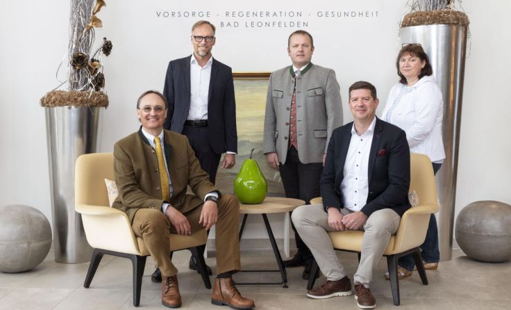 Mit Michael Bach (2.v.l.) ist das Führungs-Team vollständig. (Foto: Vortuna/Monika Aigner)