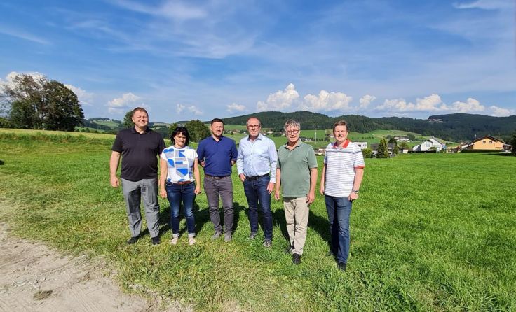 Am Sportplatz könnte ein neuer Nahversorger entstehen. (Foto: Bgm Reingruber)