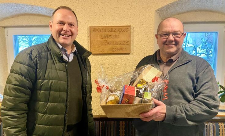 Bürgermeister Josef Rathgeb stattete den Möstls noch einen Dankesbesuch ab. (Foto: Privat)
