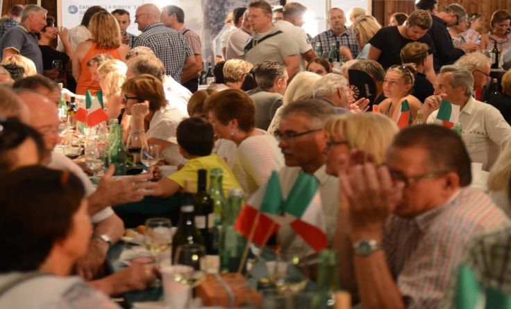 Auf dem Piemontfest in Windischgarsten erleben die Besucher ein Stück Italien. Foto: Lionsclub