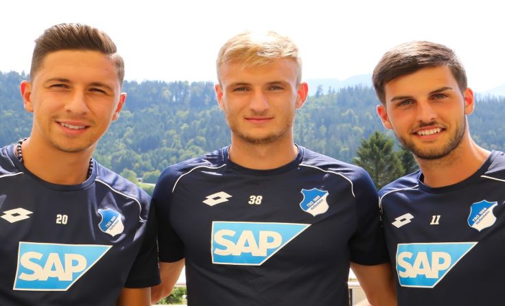 Die drei Fußballer Robert Zulj, Stefan Posch und Florian Grillitsch (v.l.) - Foto: Dietmaier
