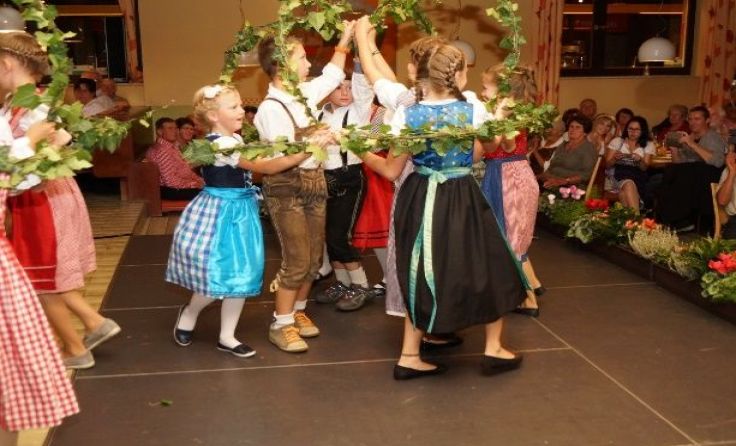 Auch die Jüngsten aus St. Peter werden beim Heimatabend auftanzen. Foto: Volkstanzgruppe St. Peter