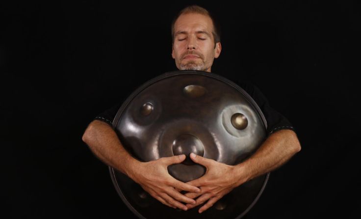 2014 kam die Handpan in Jeremy Nattaghs Leben. (Foto: Jeremy Nattagh)