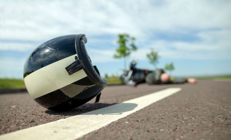 Unachtsamkeit im Verkehr kann tödlich enden. Foto: Joerg Huettenhoelscher/Shutterstock.com