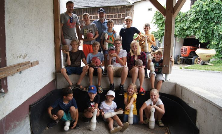 Freudiges Kegeln. Foto: Verein Herzhaftes Höf