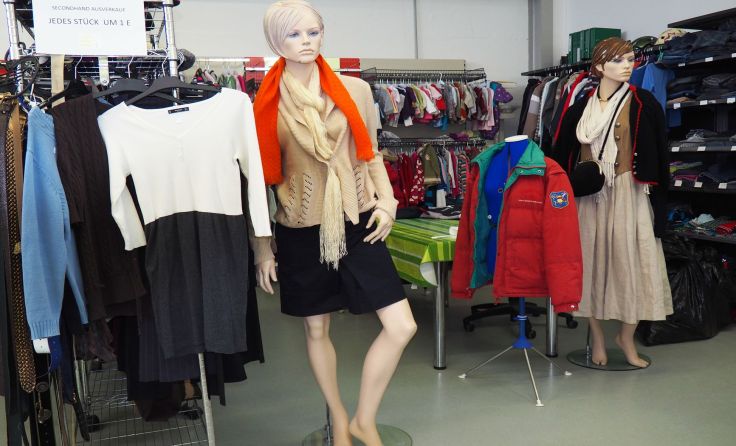 Der Second-Hand-Bereich im soogut-Sozialmarkt in Heidenreichstein.