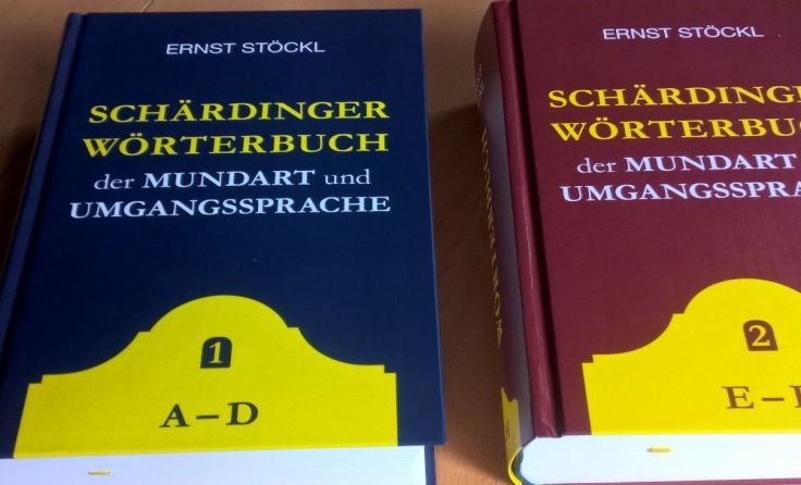 Das zweite Band des Schärdinger Wörterbuchs ist nun erhältlich. (Fotos: Privat)