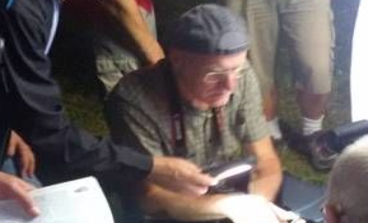 Rudolf Ritt bei der Arten-Bestimmung (Foto: Privat)
