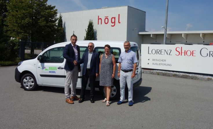 Paul Freund, Joseph Lorenz, Maria und Franz Gruber (v. l.). (Foto: Taufkirchen Mobil)