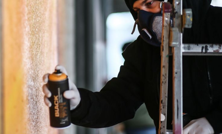 In Zell an der Pram wurden fünf Graffitisprayer ausgeforscht. (Symbolfoto: Weihbold)