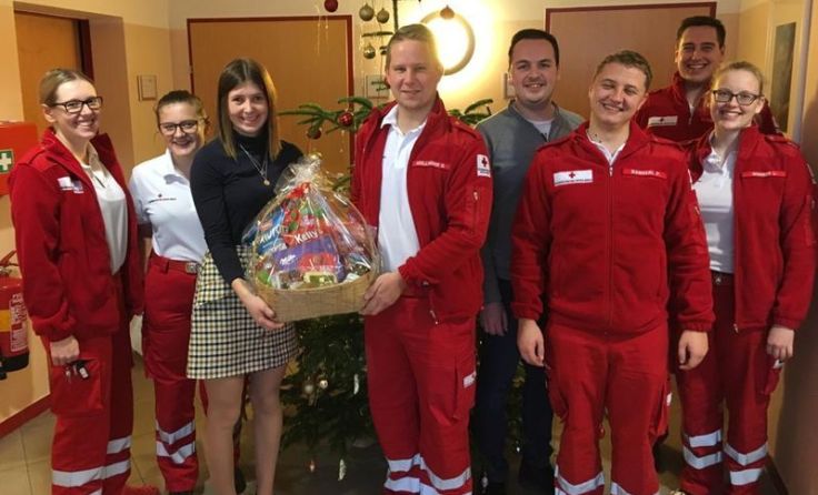 Geschenke für das RK-Team aus Andorf.