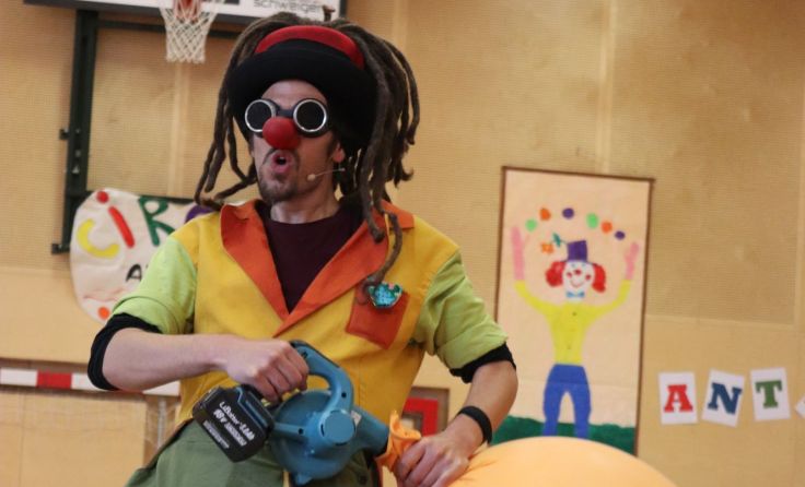 BubbleClown Eliran Hasson kommt nach Eggerding. (Foto: Spiegel-Spielgruppe)