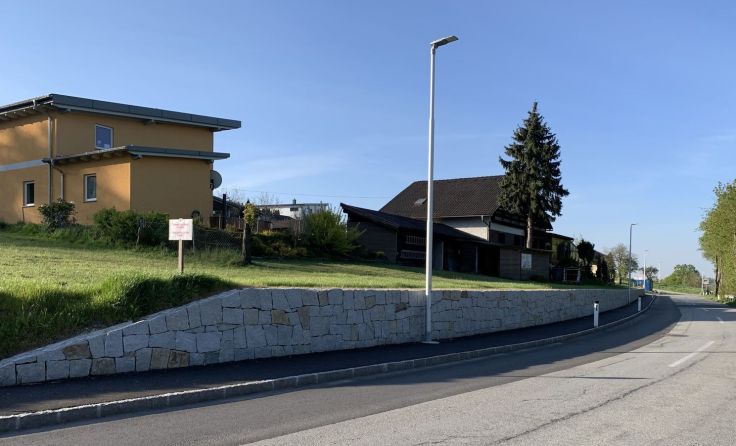 Gehsteig Wernsteiner Straße (Foto: Gemeinde Brunnenthal)