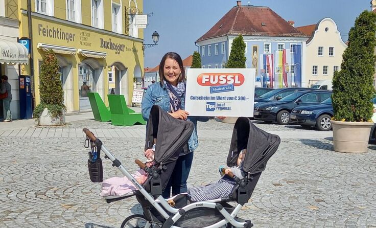 Stefanie Sailer gewann einen Fussl Modestraße-Gutschein im Wert von 300 Euro. (Foto: Tarabic)