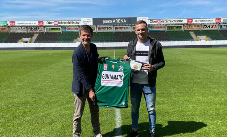Leo Mikic mit Trainer Andreas Heraf (Foto: SVR/Schlosser)