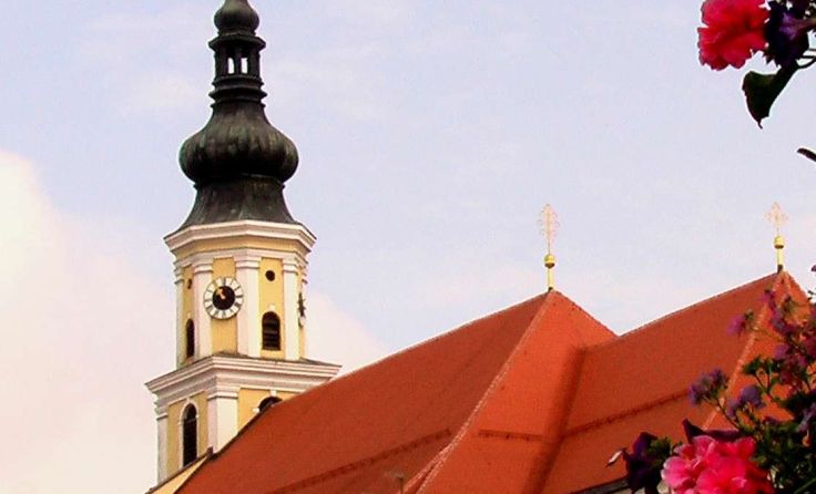 Die Stadtpfarrkirche in Schärding (Foto: Adi Sonnberger)