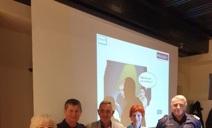 Schärdings Bürgermeister Günter Streicher (Mitte) besuchte die Veranstaltung. (Foto: KOBV)