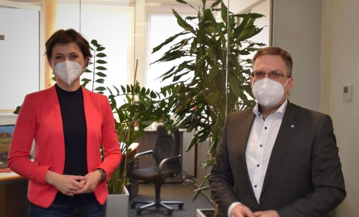 Barbara Tausch und August Wöginger. (Foto: Hatheier/ÖVP-Klub)