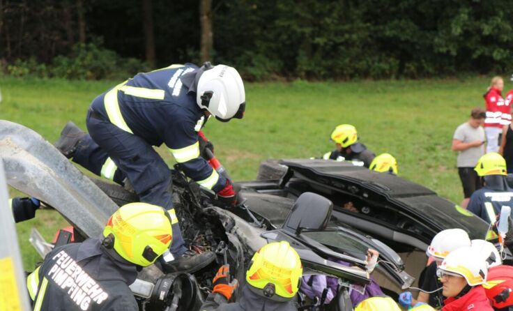 Die Einsatzkräfte waren rund 2,5 Stunden im Einsatz. (Foto: Ff Pimpfing)