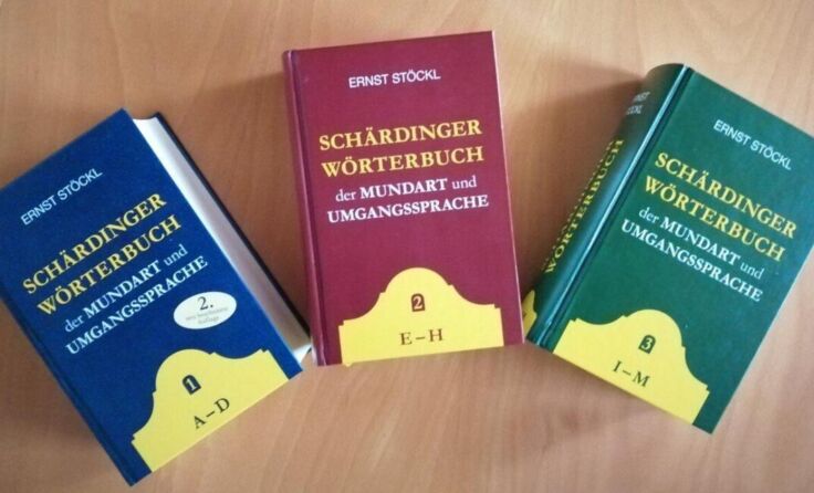 Der 3. Bad des Schärdinger Wörterbuches ist ab sofort erhältlich. (Foto: Stöckl)