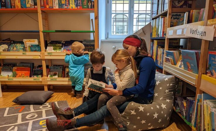 In der Pfarrbücherei können Kinder auf das Christkund warten. (Foto: Angerer)
