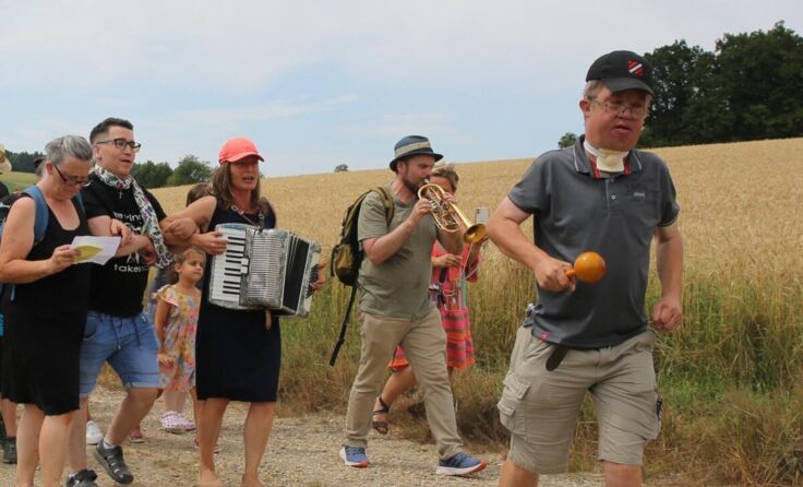 Die Wanderung zum viele Besucher an. (Foto: Caritas)