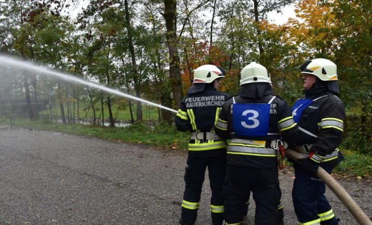 Die Feuerwehr Mauerkirchen absolvierte eine erfolgreiche Leistungsprüfung. Foto: privat