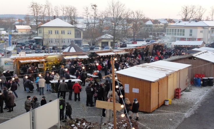 Der Neukirchner Adventmarkt findet am 1. und 2. Dezember statt. Foto: Privat