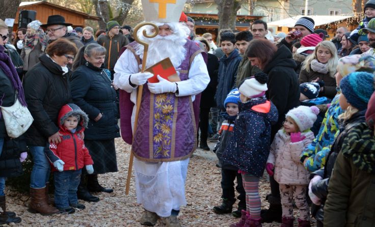 Am 8. und 9. Dezember findet der 16. Altheimer Christkindlmarkt statt. Foto: Vorich