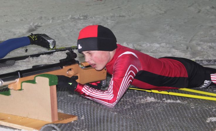 Dreier-Teams messen sich am 2. Februar beim Jedermann-Biathlon in Höhnhart. Foto: Privat
