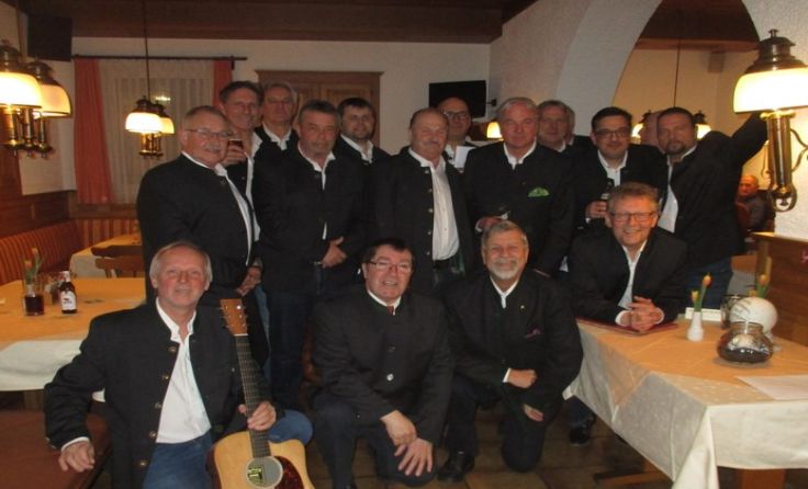 Die Altheimer Stammtischsänger sorgen für einen kurzweiligen Abend. Foto: Privat