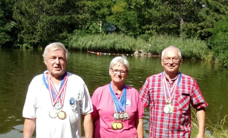 Felix Zauner (v.l.), Sabine und Martin Mergl Foto: MBC-Braunau
